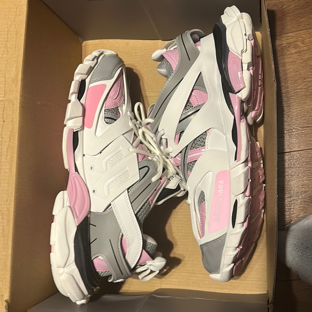 Balenciaga  tracks size 11